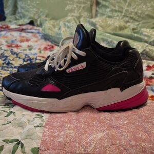 Adidas Women's Black and Pink Sneakers
